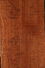 Load image into Gallery viewer, Pomelle Sapele Lumber