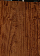 Load image into Gallery viewer, Pomelle Sapele Slab