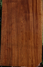 Load image into Gallery viewer, Pomelle Sapele Slab