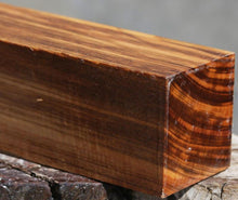 Load image into Gallery viewer, Goncalo Alves Peppermill