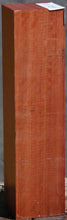Load image into Gallery viewer, Red Gum Peppemrill