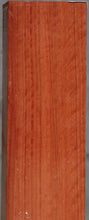 Load image into Gallery viewer, Red Gum Peppemrill