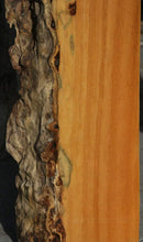 Load image into Gallery viewer, Pequiarana Mantel