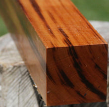 Load image into Gallery viewer, Goncalo Alves Turning Square