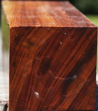 Load image into Gallery viewer, Goncalo Alves Peppermill