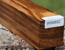 Load image into Gallery viewer, Exhibition Grade Goncalo Alves Peppermill