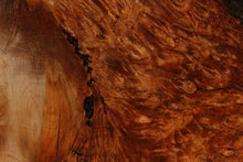 Load image into Gallery viewer, Maple Burl live Edge Lumber
