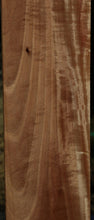 Load image into Gallery viewer, Fiddleback Okoume Lumber

