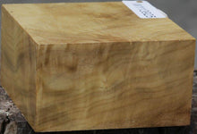 Load image into Gallery viewer, Figured Myrtle Burl Bowl Blank
