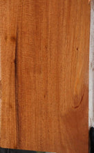 Load image into Gallery viewer, Genunine Figured Honduras Mahogany Mantel
