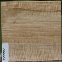 Load image into Gallery viewer, Eastern Red Curly Maple Bowl Blank

